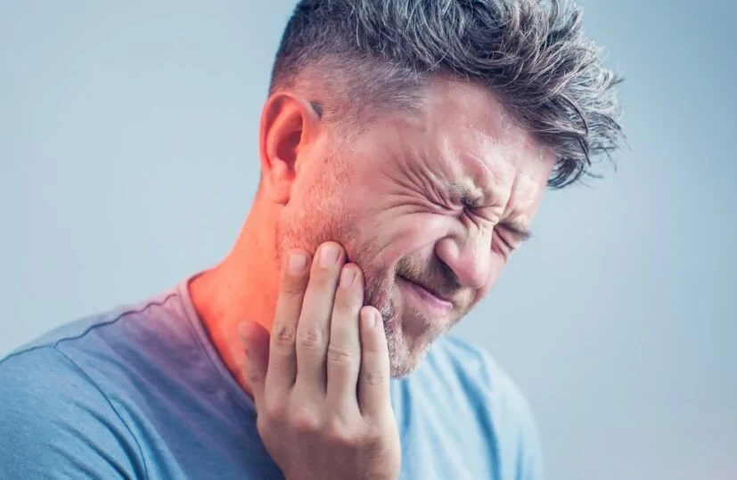 Зуб-шестерка: полный гид по лечению, удалению и имплантации в Минске